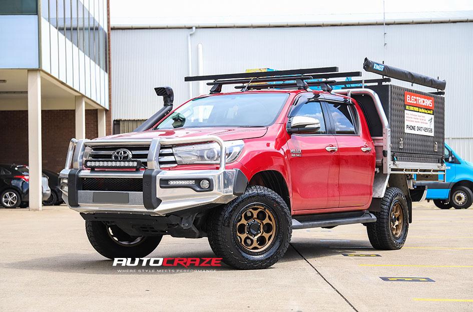 TOYOTA HILUX N80 4WD DIRTY HARRY MATTE BRONZE BLACK LIP 